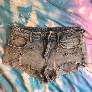 Jean shorts with embellishes